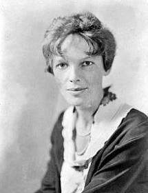 220px-Amelia_earhart.jpg